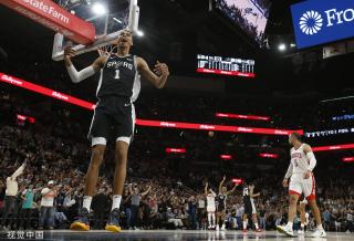 制造威胁 制造威胁