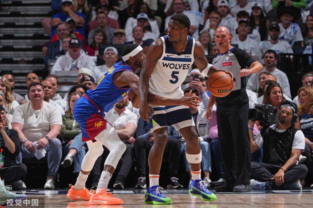 他们在锋线 他们在锋线