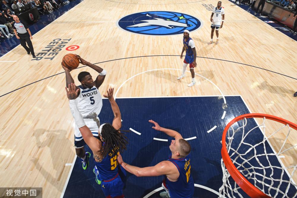 的中场大将 的中场大将