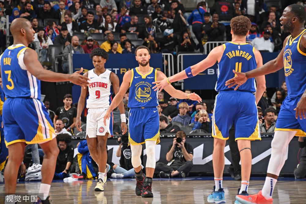 这些队伍在 这些队伍在