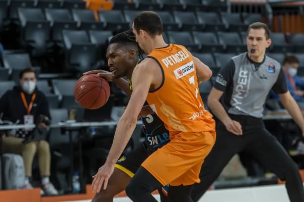 社会上的 社会上的