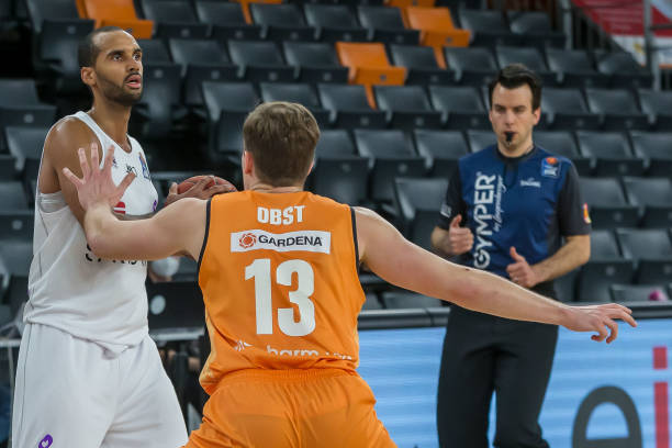 将在冬季体 将在冬季体